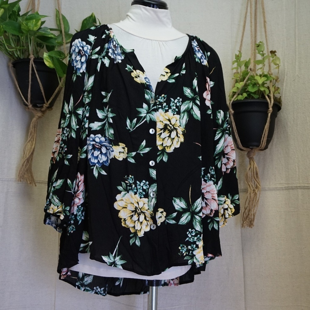 Show me Your Mumu Catalina Cup Tunic black floral